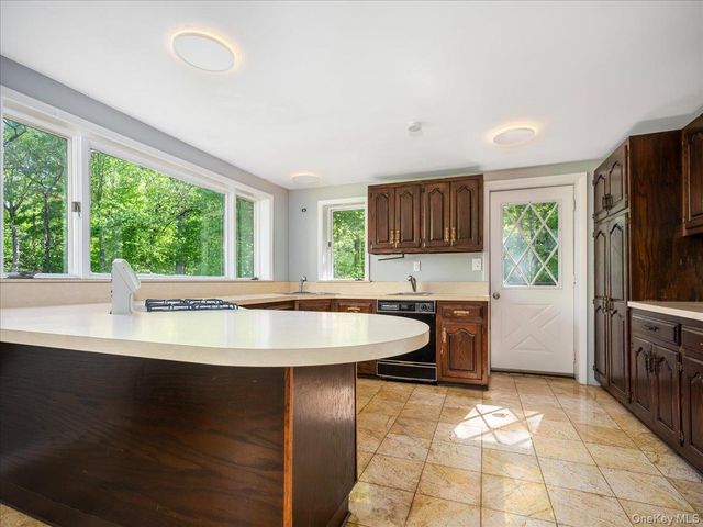 140 Camp Hill Road, Pomona, NY 10970