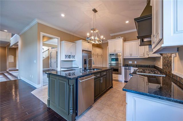 521 W Clark Street, Warrensburg, MO 64093