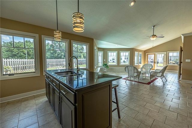 521 W Clark Street, Warrensburg, MO 64093