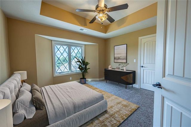 521 W Clark Street, Warrensburg, MO 64093