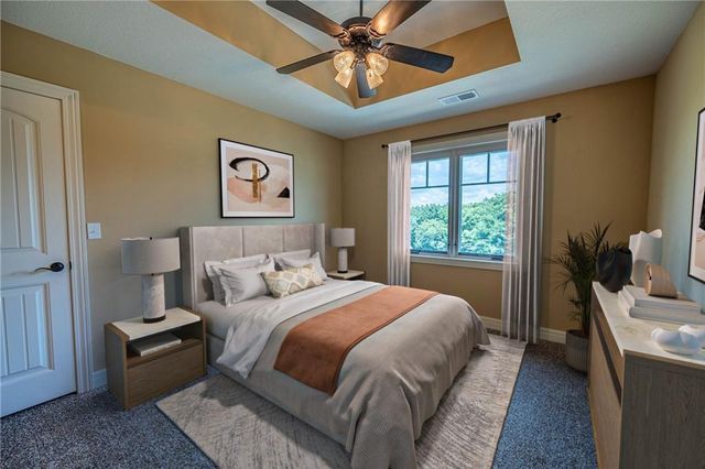 521 W Clark Street, Warrensburg, MO 64093