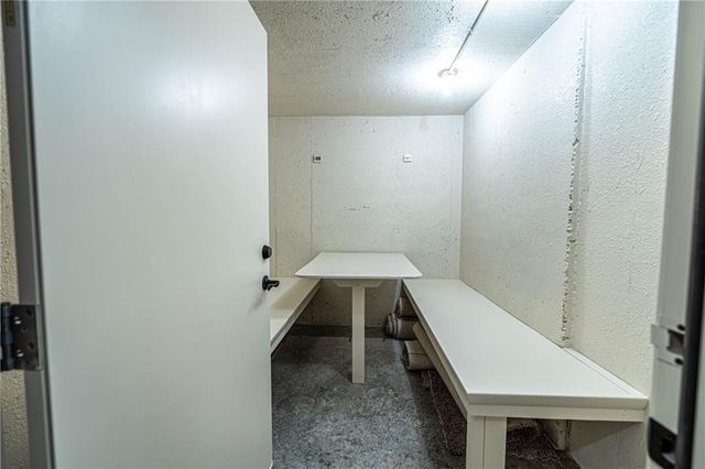 521 W Clark Street, Warrensburg, MO 64093