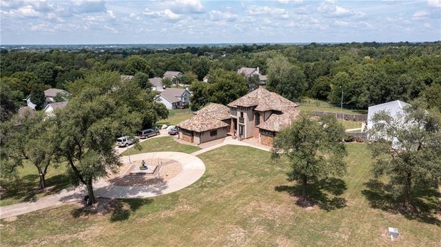 521 W Clark Street, Warrensburg, MO 64093