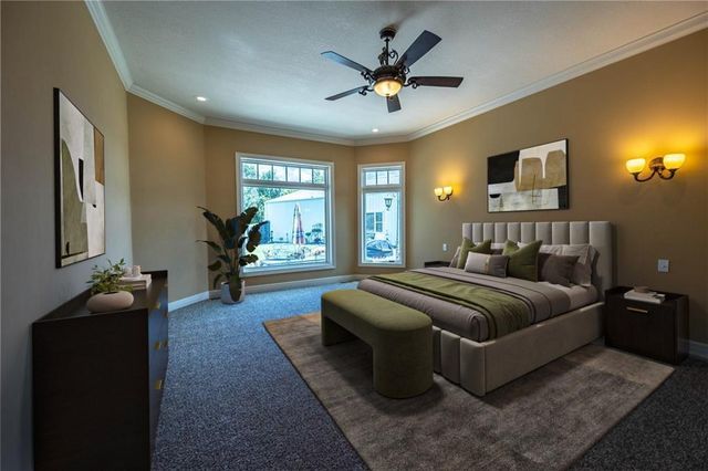 521 W Clark Street, Warrensburg, MO 64093