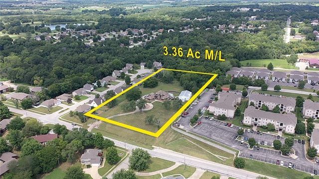 521 W Clark Street, Warrensburg, MO 64093