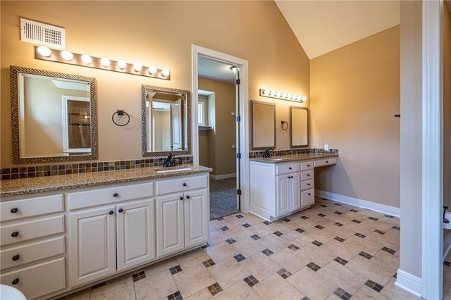 521 W Clark Street, Warrensburg, MO 64093