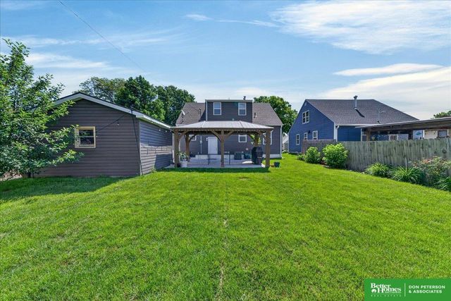 1325 N Garfield Street, Fremont, NE 68025