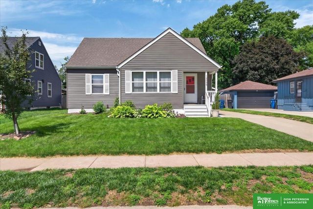1325 N Garfield Street, Fremont, NE 68025