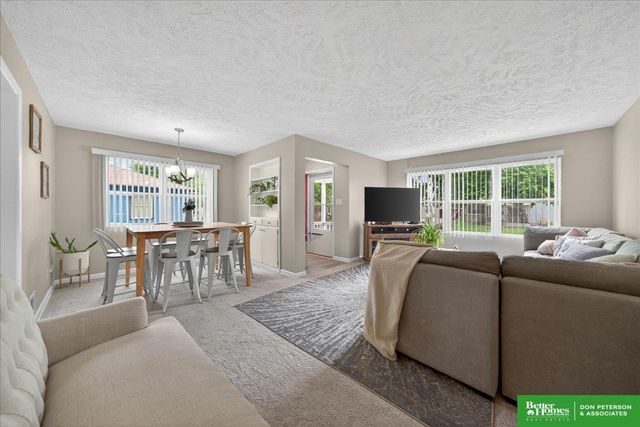 1325 N Garfield Street, Fremont, NE 68025