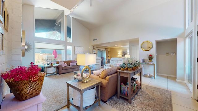 5005 N Van Ness Boulevard, Fresno, CA 93711