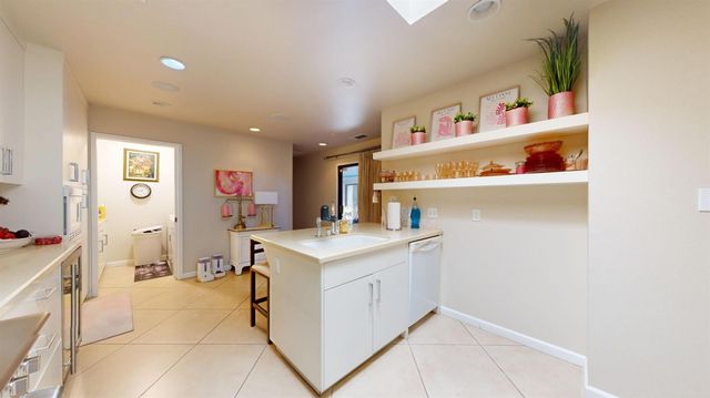 5005 N Van Ness Boulevard, Fresno, CA 93711