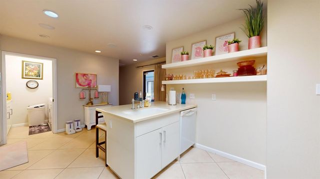 5005 N Van Ness Boulevard, Fresno, CA 93711