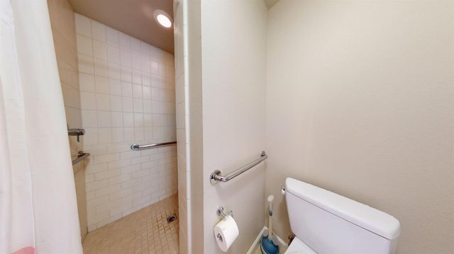 5005 N Van Ness Boulevard, Fresno, CA 93711