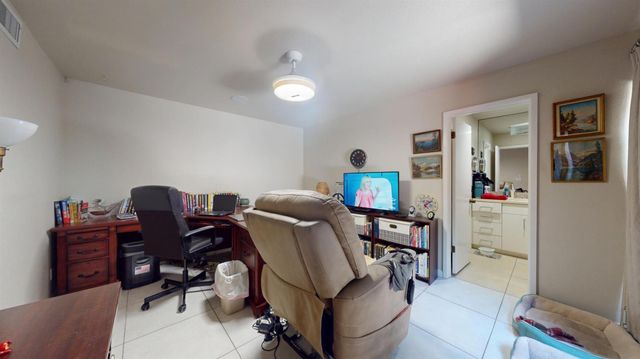 5005 N Van Ness Boulevard, Fresno, CA 93711