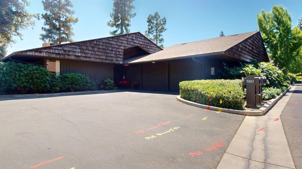 5005 N Van Ness Boulevard, Fresno, CA 93711