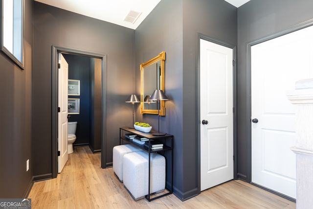 982 Bibbs Circle NW 18, Atlanta, GA 30318