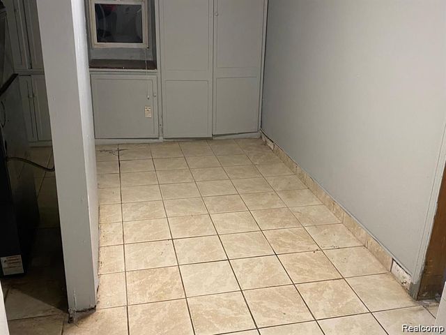 11419 Braile Street, Detroit, MI 48228