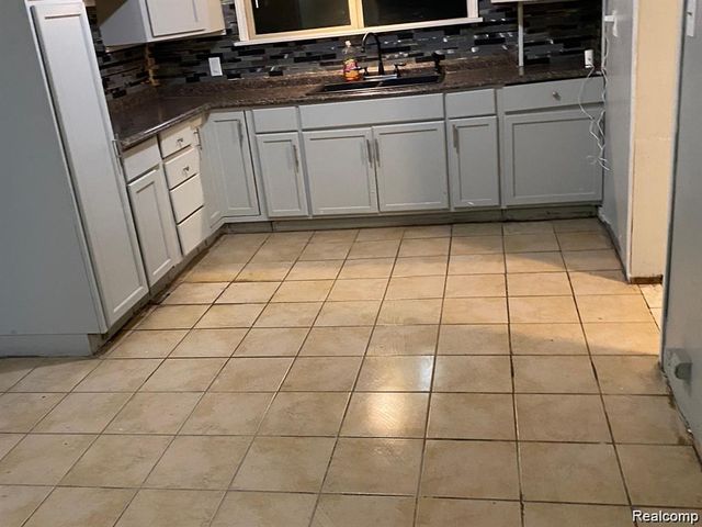 11419 Braile Street, Detroit, MI 48228