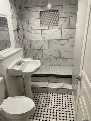 11419 Braile Street, Detroit, MI 48228