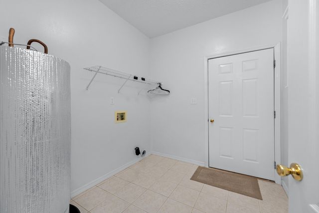 7060 Lago Mirada Drive, Navarre, FL 32566