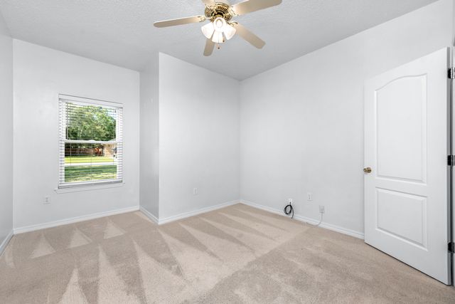7060 Lago Mirada Drive, Navarre, FL 32566