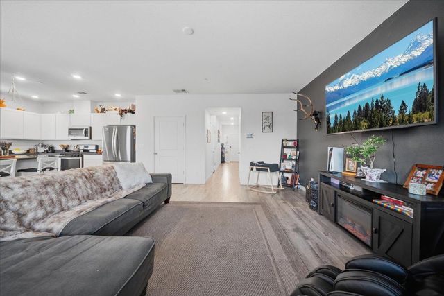 3174 Dunlap St, Lincoln, CA 95648
