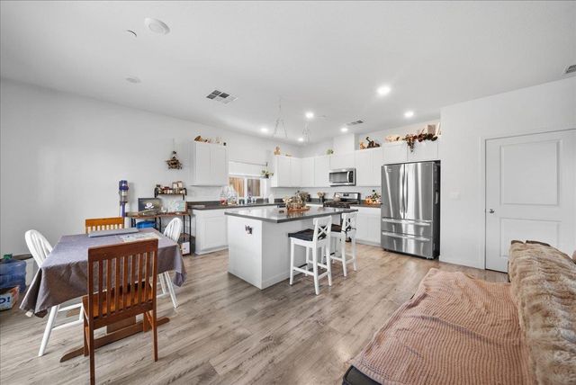 3174 Dunlap St, Lincoln, CA 95648
