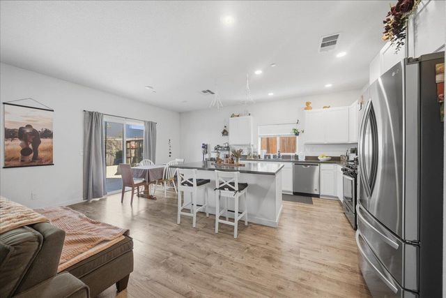 3174 Dunlap St, Lincoln, CA 95648