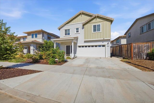 3174 Dunlap St, Lincoln, CA 95648