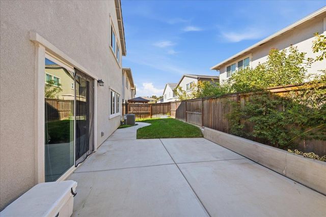 3174 Dunlap St, Lincoln, CA 95648