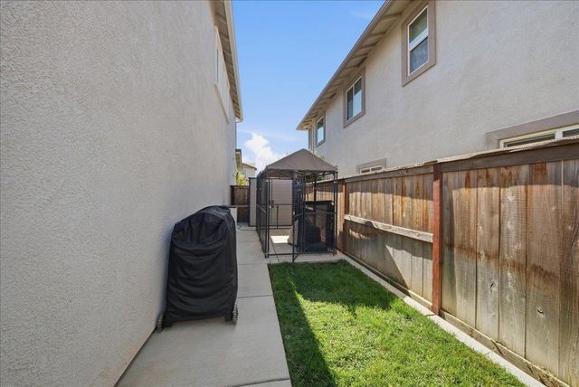 3174 Dunlap St, Lincoln, CA 95648