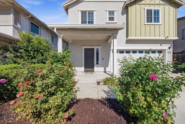 3174 Dunlap St, Lincoln, CA 95648