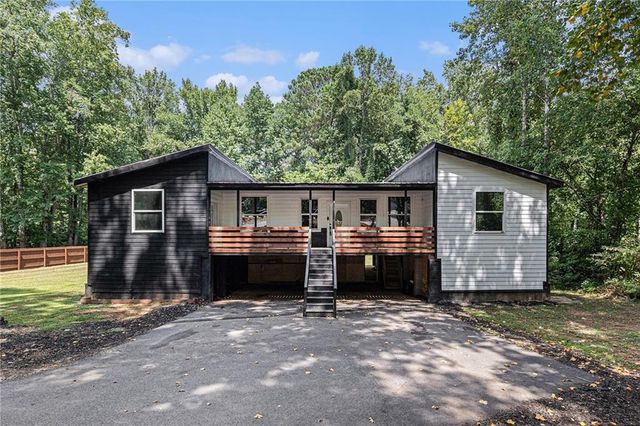 140 Indian Lake Drive, Hiram, GA 30141