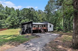 140 Indian Lake Drive, Hiram, GA 30141