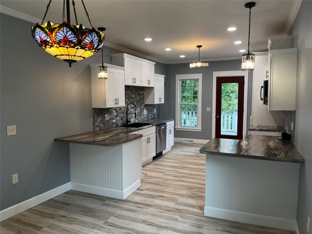 685 CHESTNUT Street, Meadville, PA 16335