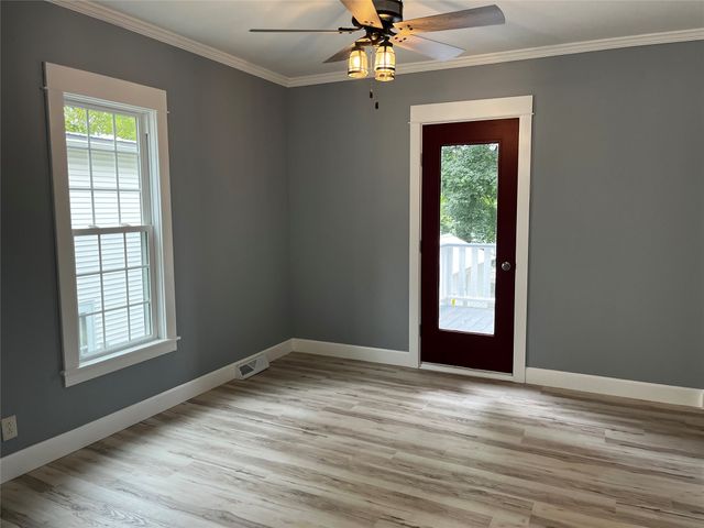 685 CHESTNUT Street, Meadville, PA 16335