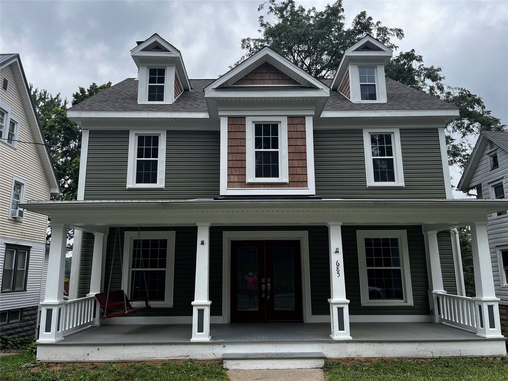 685 CHESTNUT Street, Meadville, PA 16335