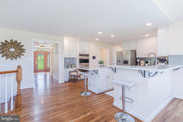 9105 GOSHEN VALLEY DR, Laytonsville, MD 20882