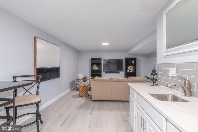 9105 GOSHEN VALLEY DR, Laytonsville, MD 20882