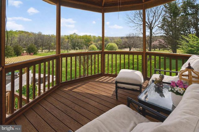 9105 GOSHEN VALLEY DR, Laytonsville, MD 20882