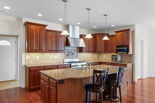 2595 County Road 500 E, Mahomet, IL 61853