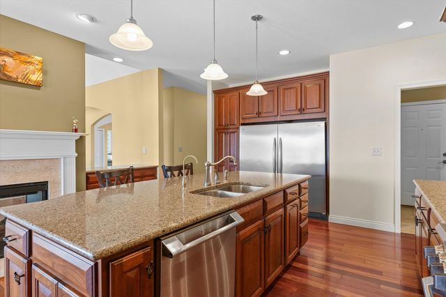 2595 County Road 500 E, Mahomet, IL 61853