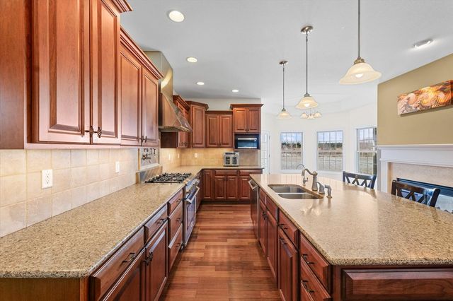 2595 County Road 500 E, Mahomet, IL 61853