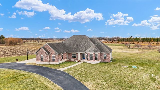 2595 County Road 500 E, Mahomet, IL 61853