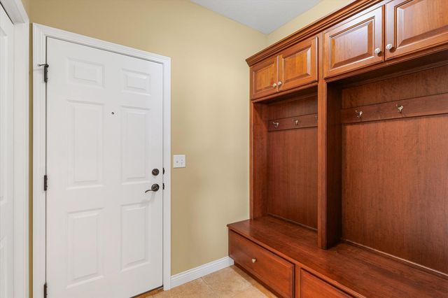 2595 County Road 500 E, Mahomet, IL 61853