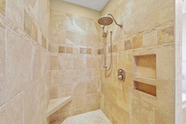 2595 County Road 500 E, Mahomet, IL 61853