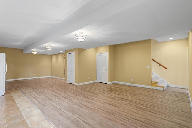 2595 County Road 500 E, Mahomet, IL 61853