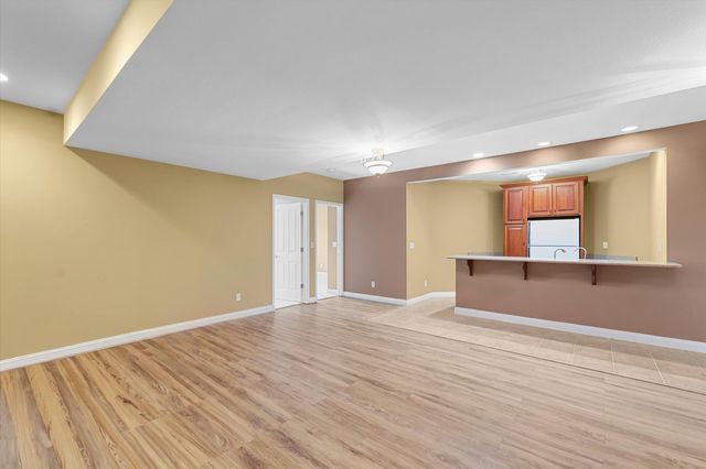 2595 County Road 500 E, Mahomet, IL 61853