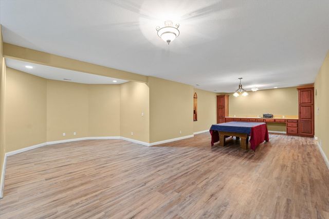 2595 County Road 500 E, Mahomet, IL 61853