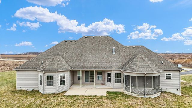 2595 County Road 500 E, Mahomet, IL 61853